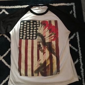 Short sleeve graphic shirt